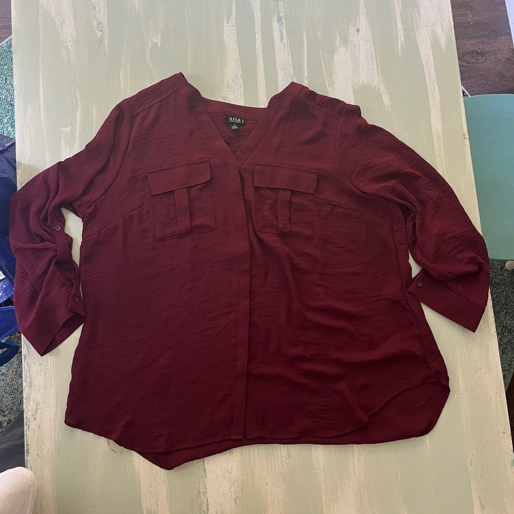 a.n.a Women's Burgundy V-Neck Tunic Button-down Blouse